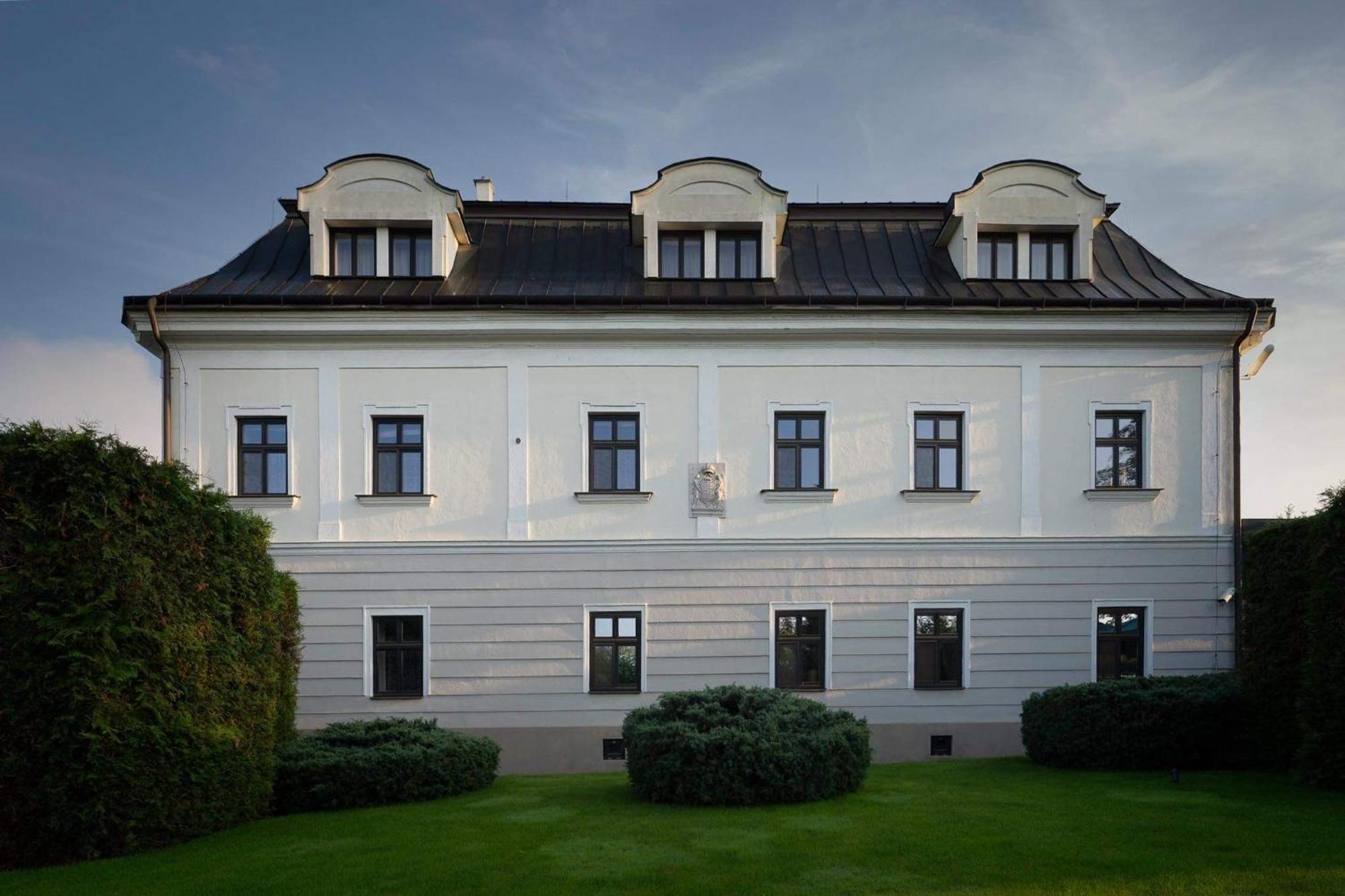 Hotel Villa Necas Zilina Exterior photo